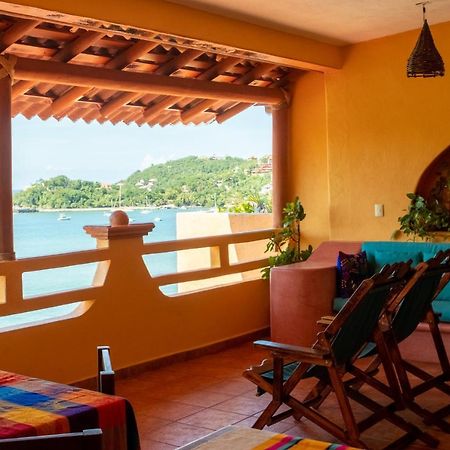 Casa Adriana Hotel Zihuatanejo Exterior photo